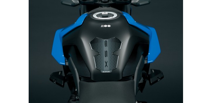 PROTECTOR DE DEPOSITO GSX-8R/S PROTECTOR DE DEPOSITO GSX-8R/S