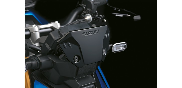 SUZUKI WINDSHIELD