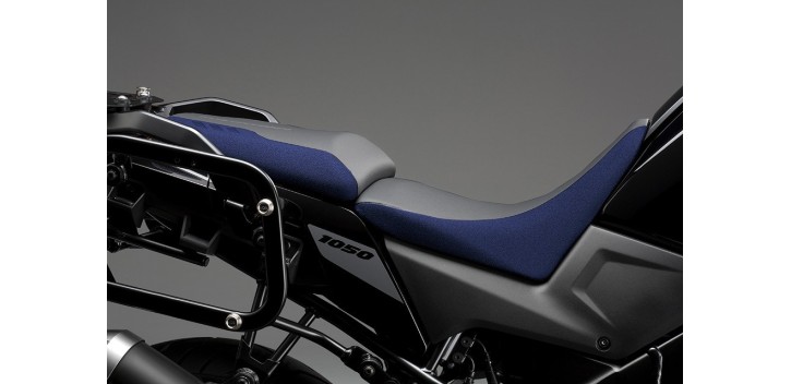 ASIENTO BAJO AZUL/GRIS V-STROM 1050/XT/TECH 45100-06L51-B1H ASIENTO BAJO AZUL/GRIS V-STROM 1050/XT/TECH 45100-06L51-B1H